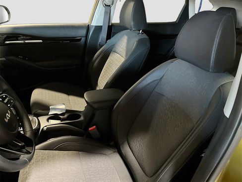 Used 2024 Kia Seltos S image 22