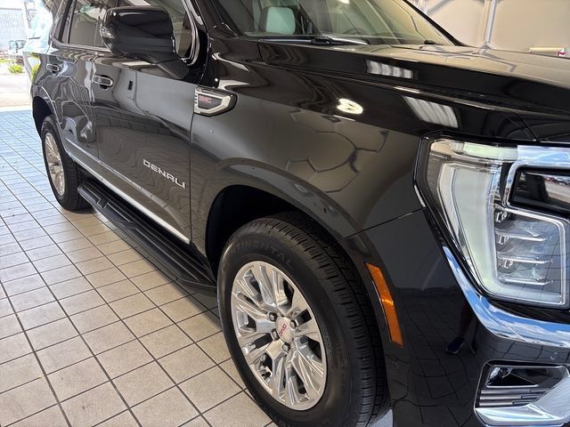 Used 2026 GMC Yukon Denali AWD/4WD image 19