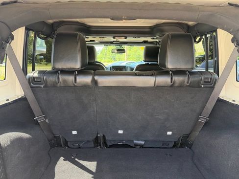 Used 2018 Jeep Wrangler Unlimited Sport AWD/4WD image 38