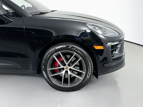 Certified 2025 Porsche Macan S AWD/4WD image 14