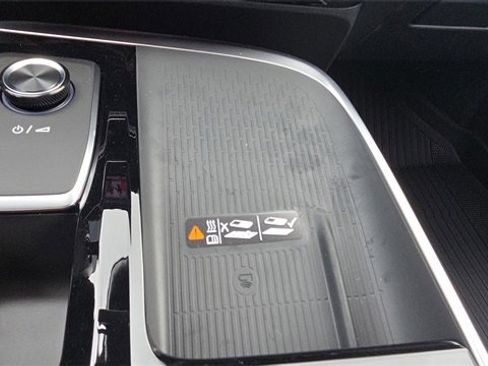 New 2026 Buick Enclave Preferred w/ LPO, Floor Liner Package image 34