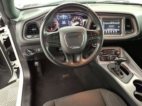 Used 2023 Dodge Challenger SXT image 20