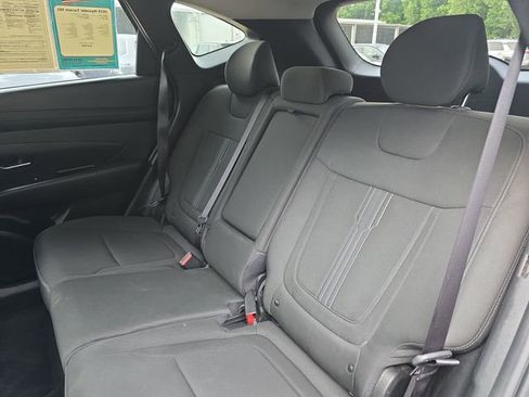 Used 2025 Hyundai Tucson SEL FWD image 19