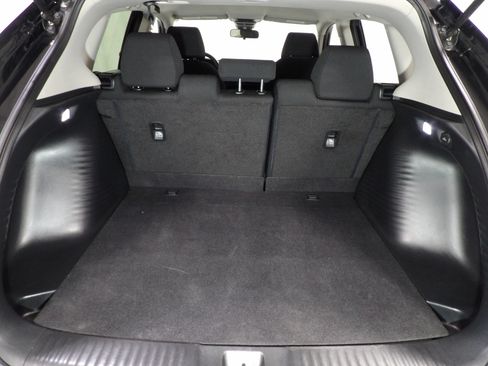 Used 2025 Honda HR-V LX image 8