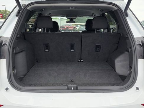Used 2023 Chevrolet Equinox LT AWD/4WD image 27