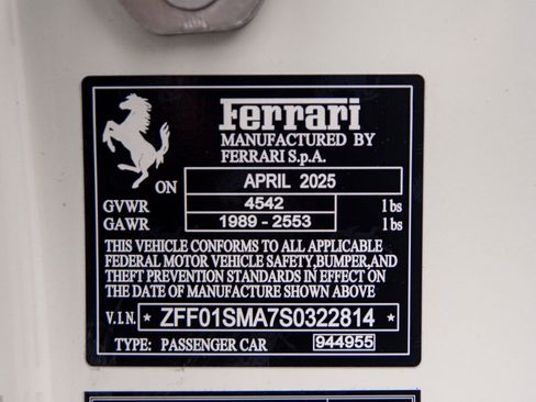 Used 2025 Ferrari 296 GTS RWD image 38