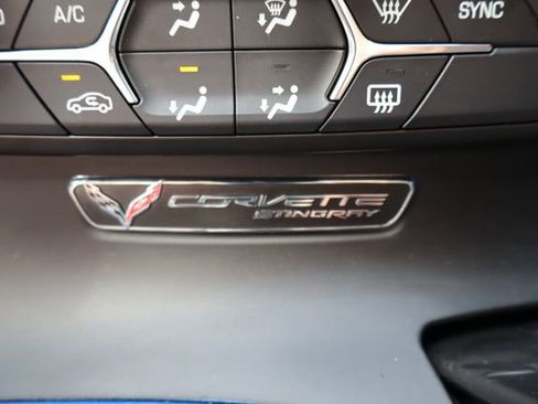 Used 2014 Chevrolet Corvette Stingray Coupe image 38