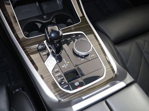 Used 2023 BMW X5 xDrive40i w/ M Sport Package image 29