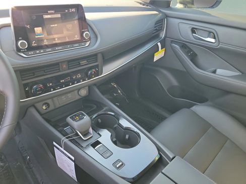 New 2026 Nissan Rogue SV image 36