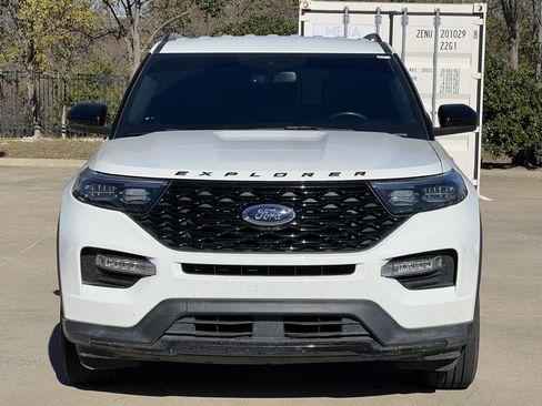 Used 2022 Ford Explorer ST-Line w/ Class IV Trailer Tow Package image 14