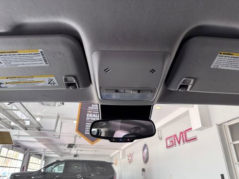 Certified 2022 Buick Encore Preferred w/ Safety Package image 24