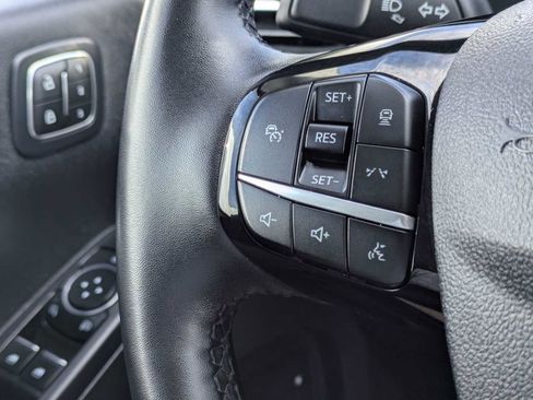 Used 2024 Ford Escape Platinum AWD/4WD image 24