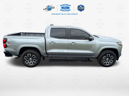 Used 2025 Chevrolet Colorado Z71 AWD/4WD image 24