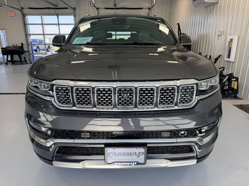 Used 2022 Jeep Grand Wagoneer Series II w/ Convenience Group III AWD/4WD image 8