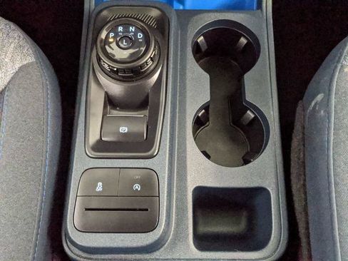 Certified 2025 Ford Maverick XLT w/ Equipment Group 302A AWD/4WD image 9