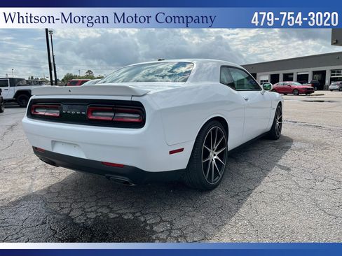Used 2022 Dodge Challenger R/T image 5