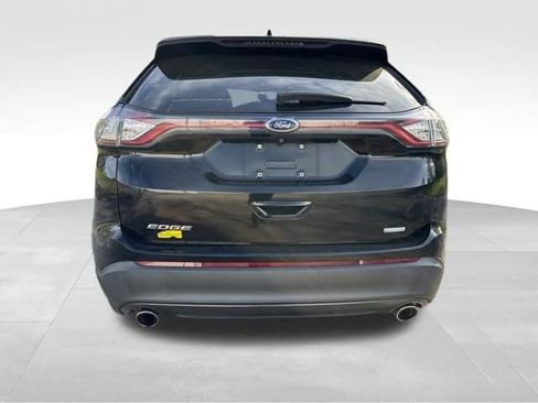 Used 2018 Ford Edge SE image 7