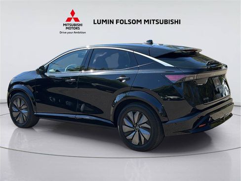 Used 2024 Nissan Ariya FWD image 3