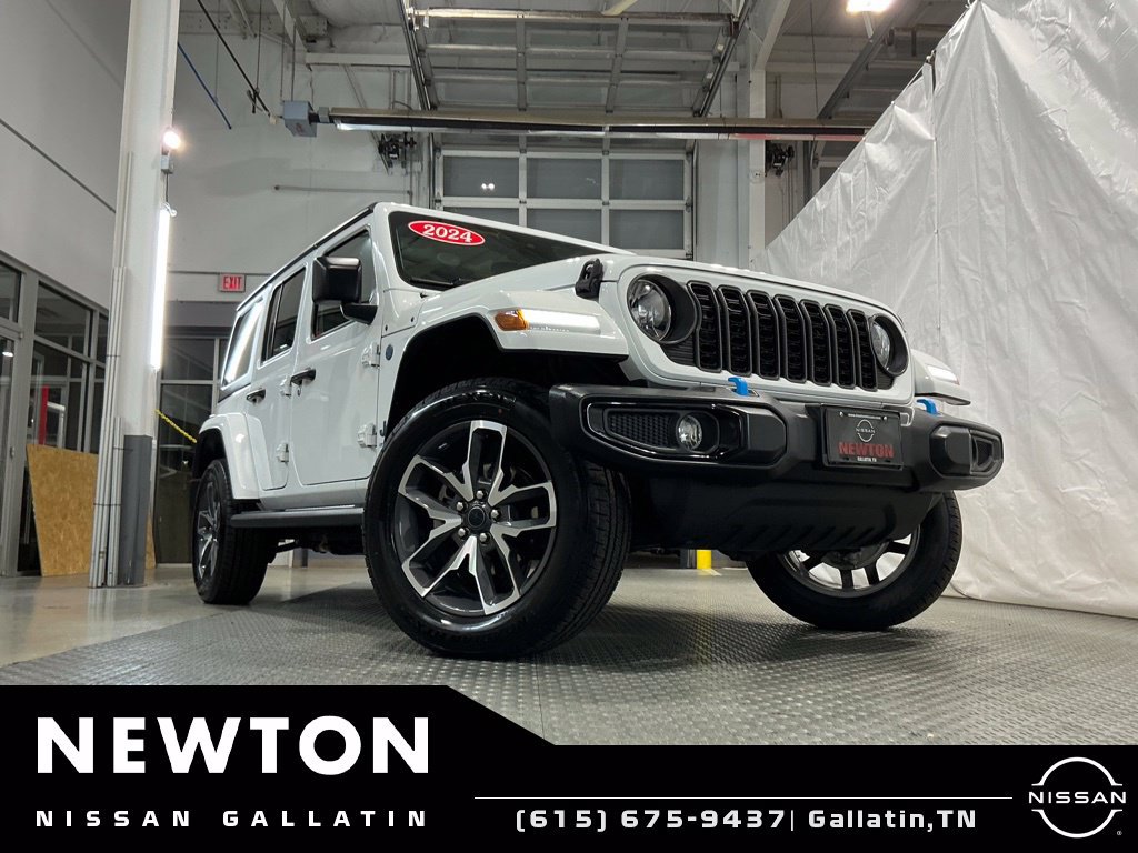 Used 2024 Jeep Wrangler Unlimited w/ Convenience Group AWD/4WD image 25