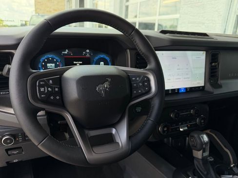 New 2026 Ford Bronco Badlands AWD/4WD image 45