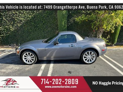 Used 2008 MAZDA MX-5 Miata Grand Touring w/ Premium Pkg RWD image 11