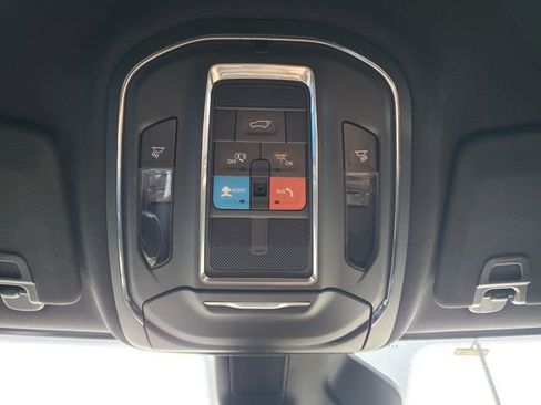 Used 2023 Jeep Grand Cherokee L Laredo image 36