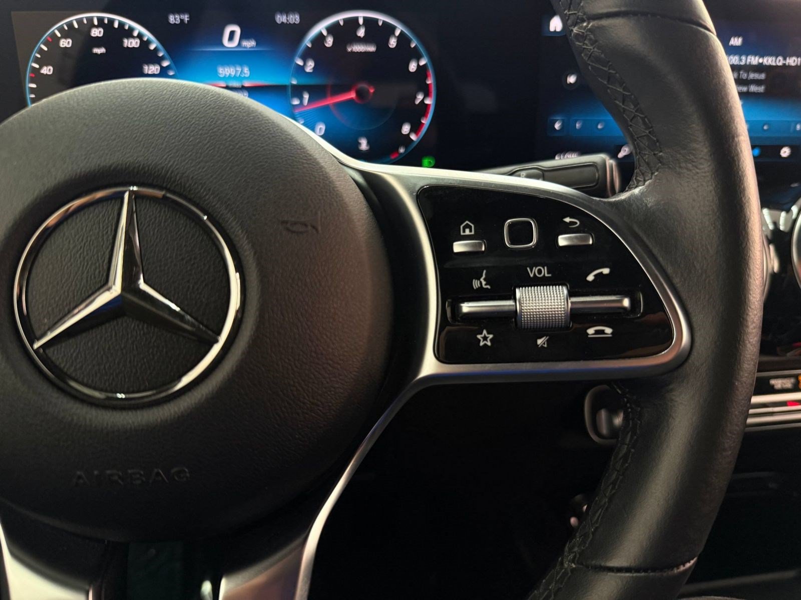 Used 2022 Mercedes-Benz GLB 250 image 14