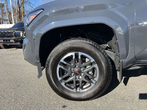 Used 2024 Toyota Tacoma TRD Sport image 13