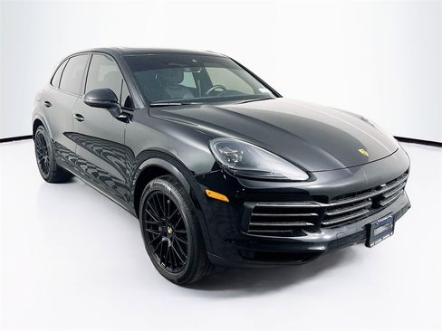 Certified 2023 Porsche Cayenne image 7