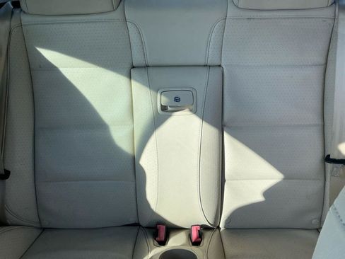 Used 2013 Volkswagen Eos Komfort FWD image 9