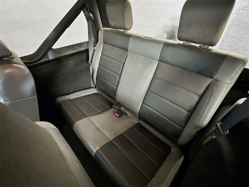 Used 2007 Jeep Wrangler X image 17