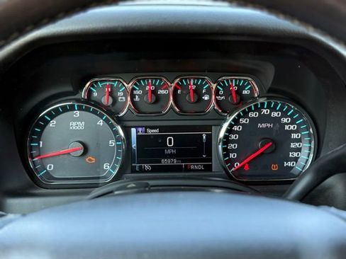 Used 2019 Chevrolet Tahoe LS AWD/4WD image 25