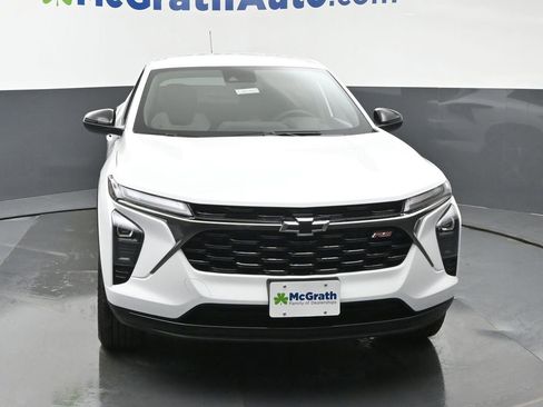 New 2026 Chevrolet Trax RS FWD image 4