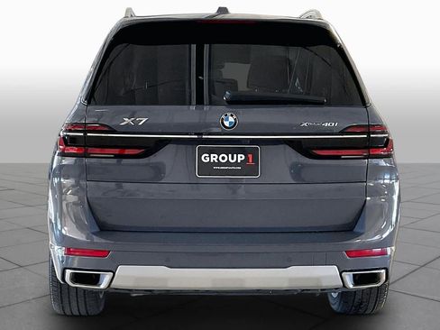 Used 2026 BMW X7 xDrive40i AWD/4WD image 4