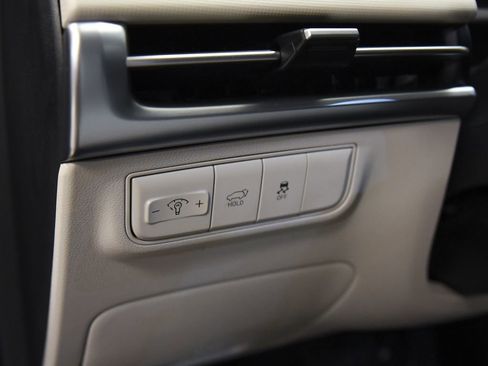 Used 2025 Hyundai Tucson SEL FWD image 18