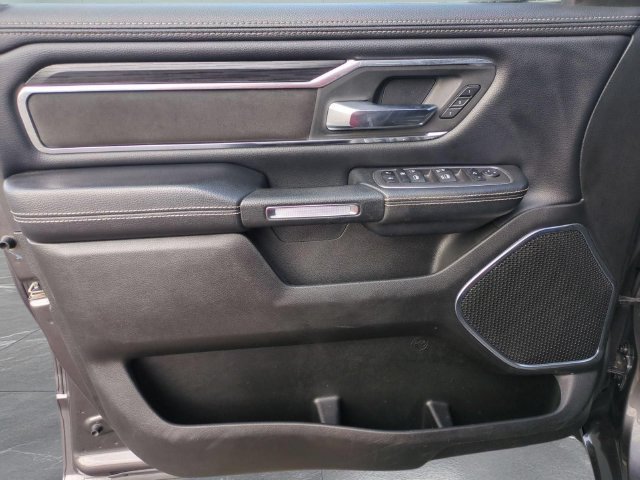 Used 2024 RAM 1500 Laramie AWD/4WD image 14