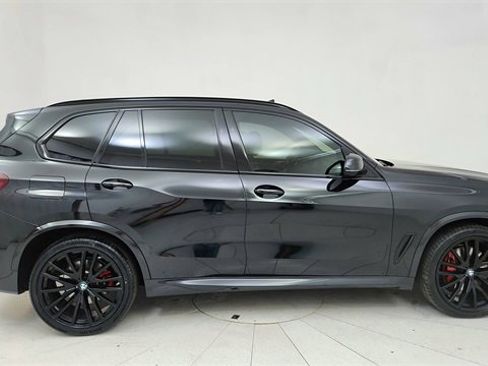 Used 2023 BMW X5 xDrive40i w/ M Sport Package image 6