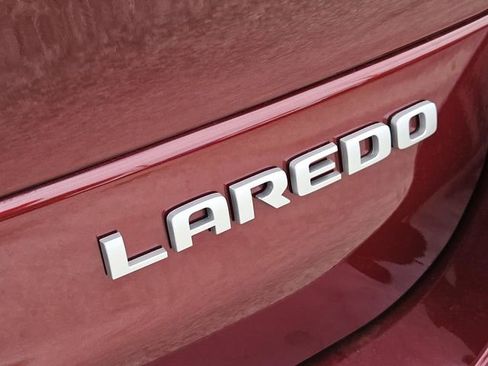 New 2026 Jeep Grand Cherokee L Laredo image 10