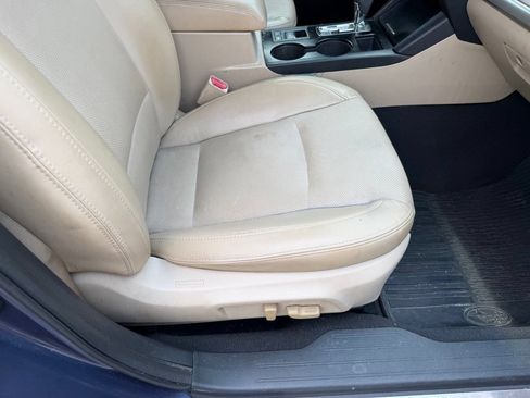 Used 2016 Subaru Outback 2.5i Limited AWD/4WD image 17