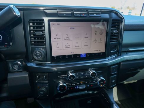 Used 2024 Ford F350 Lariat w/ Lariat Ultimate Package image 16