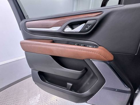 Used 2024 GMC Yukon Denali Ultimate image 32