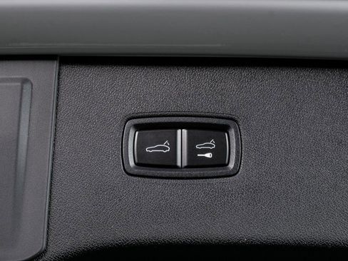 New 2026 Porsche Cayenne image 33