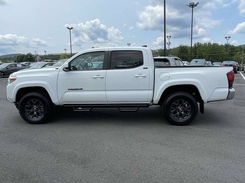 Used 2023 Toyota Tacoma SR5 RWD image 6