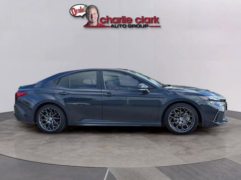 Used 2025 Toyota Camry XSE FWD image 6