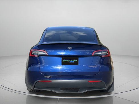 Used 2022 Tesla Model Y Performance image 4