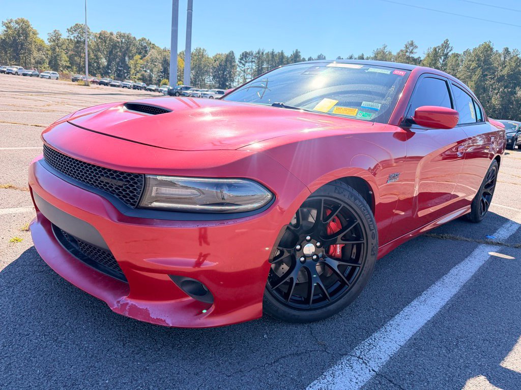 Used 2016 Dodge Charger SRT w/ Technology Group RWD image 2