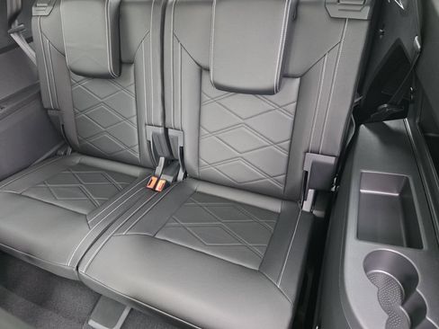 New 2026 Volkswagen Atlas SE FWD image 23