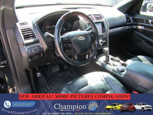 Used 2018 Ford Explorer Platinum AWD/4WD image 14