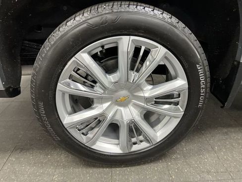 Certified 2025 Chevrolet Silverado 1500 High Country image 34