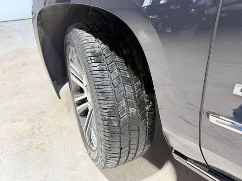 Used 2020 GMC Yukon Denali w/ Denali Ultimate Package image 3